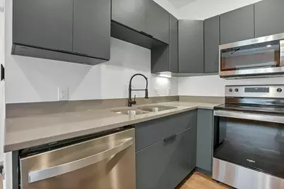 595 E Broad Street, Columbus, OH 43215 - Photo 4