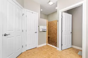 6798 Garden View Dr, Westerville, OH 43082 - Photo 24