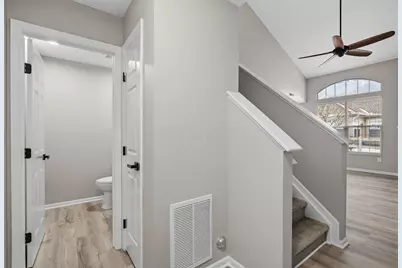 5145 Vinings Boulevard #B, Dublin, OH 43016 - Photo 2