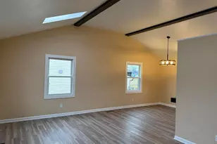 4472 Aragon Ave, Columbus, OH 43227 - Photo 2