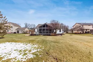 5832 Burnett Dr N, Galena, OH 43021 - Photo 46