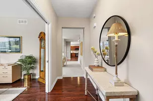 4906 Golf Village Dr, Powell, OH 43065 - Photo 12