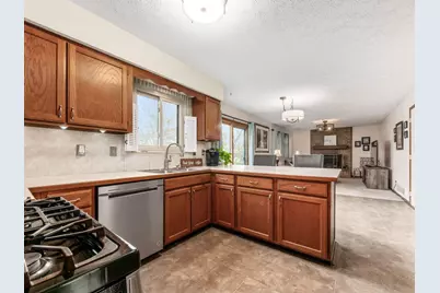 1760 Fallhaven Drive, Columbus, OH 43235 - Photo 4