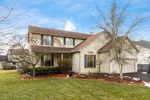 912 Mahle Dr, Reynoldsburg, OH 43068 - Photo 2