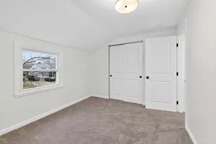 399 Carilla Ln, Columbus, OH 43228 - Photo 24