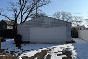 3302 Everson Rd E, Columbus, OH 43232 - Photo 4