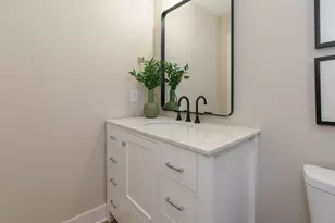 867 S 22nd St, Columbus, OH 43206 - Photo 24