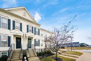 5262 Royal Arch Cascade Dr, Dublin, OH 43016 - Photo 2