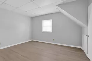 406 S Hague Ave, Columbus, OH 43204 - Photo 8
