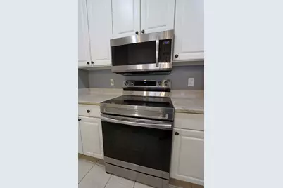 2245 Riverside Drive #309, Columbus, OH 43221 - Photo 14