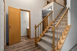 8100 Treebrook Ln, Westerville, OH 43081 - Photo 6