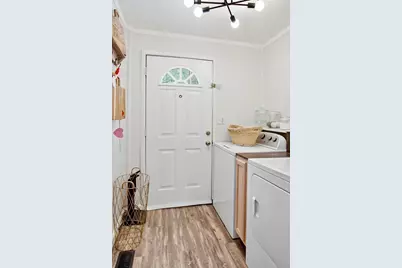 1049 Charles Street, Zanesville, OH 43701 - Photo 16