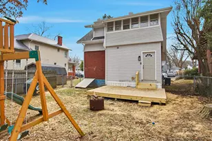 1049 Charles St, Zanesville, OH 43701 - Photo 36