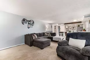 4281 Hanging Rock Ct, Columbus, OH 43230 - Photo 10