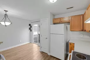 998 Hartford Village Blvd, Columbus, OH 43228 - Photo 12
