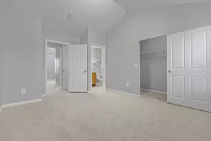 998 Hartford Village Blvd, Columbus, OH 43228 - Photo 14