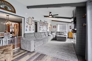 135 N Main St, Mechanicsburg, OH 43044 - Photo 12