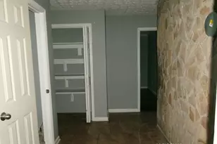 546 Emmit Ave, Columbus, OH 43228 - Photo 10