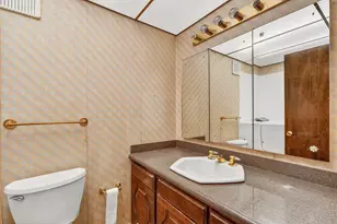 4260 Darbyshire Ct, Hilliard, OH 43026 - Photo 36