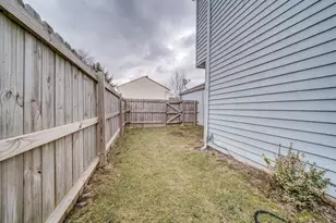 277 Cross Country Dr S, Westerville, OH 43081 - Photo 24