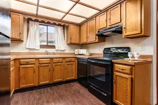 3167 Griggsview Ct, Columbus, OH 43221 - Photo 8