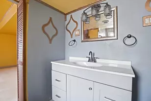 300 Dunbarton Rd, Columbus, OH 43230 - Photo 36