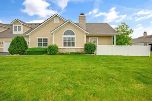 3242 Rossmore Cir, Powell, OH 43065 - Photo 1