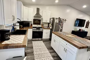 615 W Brown St, New Lexington, OH 43764 - Photo 8