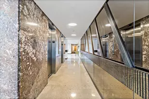 1000 Urlin Ave Ave, Columbus, OH 43212 - Photo 4