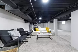 1376 N 6th St, Columbus, OH 43201 - Photo 26