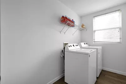 5910 Bucksburn Drive, Galloway, OH 43119 - Photo 18