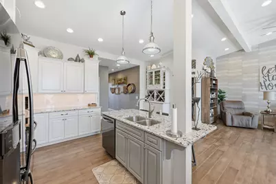 219 S Sandusky Avenue, Bucyrus, OH 44820 - Photo 30