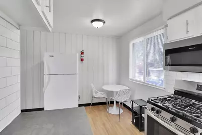 27 W 8th Avenue, Columbus, OH 43201 - Photo 18