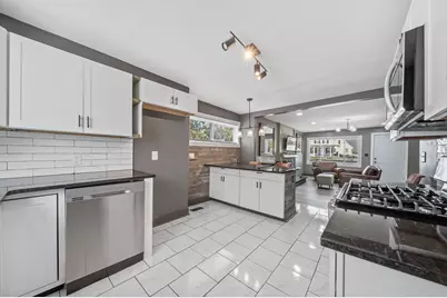 1671 E Brighton Road, Columbus, OH 43224 - Photo 14