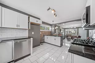 1671 E Brighton Rd, Columbus, OH 43224 - Photo 14