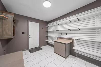 1671 E Brighton Road, Columbus, OH 43224 - Photo 18