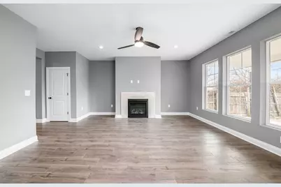 60 Oak Street, Delaware, OH 43015 - Photo 8