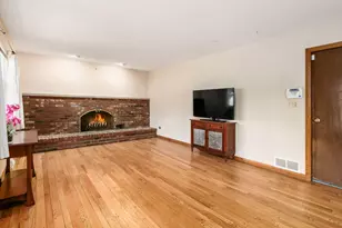 876 Middlebury Dr N, Worthington, OH 43085 - Photo 10