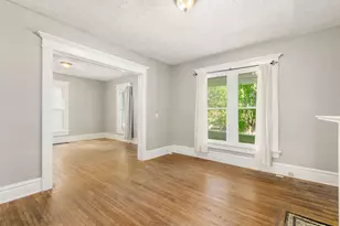 2082 N 4th St, Columbus, OH 43201 - Photo 12
