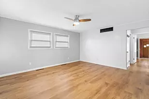 2310 Brentnell Ave, Columbus, OH 43211 - Photo 4