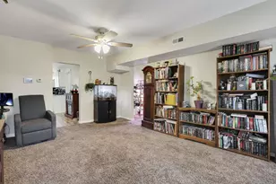 18 W Center St, London, OH 43140 - Photo 12