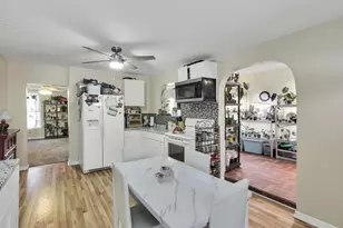 18 W Center St, London, OH 43140 - Photo 18