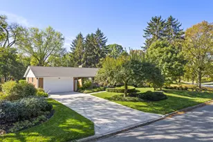 2533 Middlesex Rd, Upper Arlington, OH 43220 - Photo 6