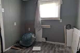 40 Spring St, Glouster, OH 45732 - Photo 8