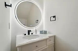 1940 Scioto Pointe Dr, Columbus, OH 43221 - Photo 66