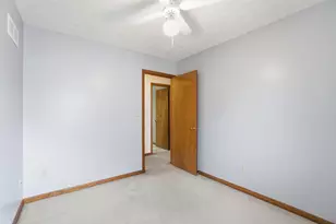 4500 Woodstream Dr, Columbus, OH 43230 - Photo 28