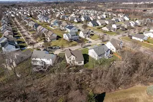 8145 Reynoldswood Dr, Reynoldsburg, OH 43068 - Photo 34