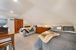 2465 E Broad St, Columbus, OH 43209 - Photo 48