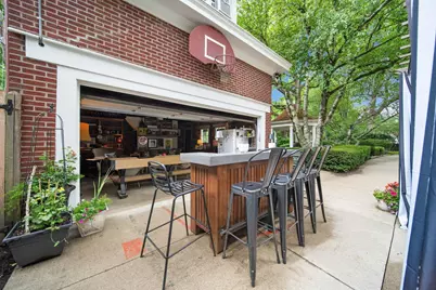 2465 E Broad Street, Columbus, OH 43209 - Photo 66