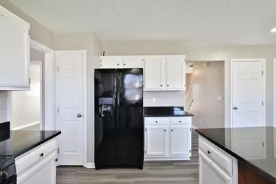 1352 River Trail Drive, Grove City, OH 43123 - Photo 18